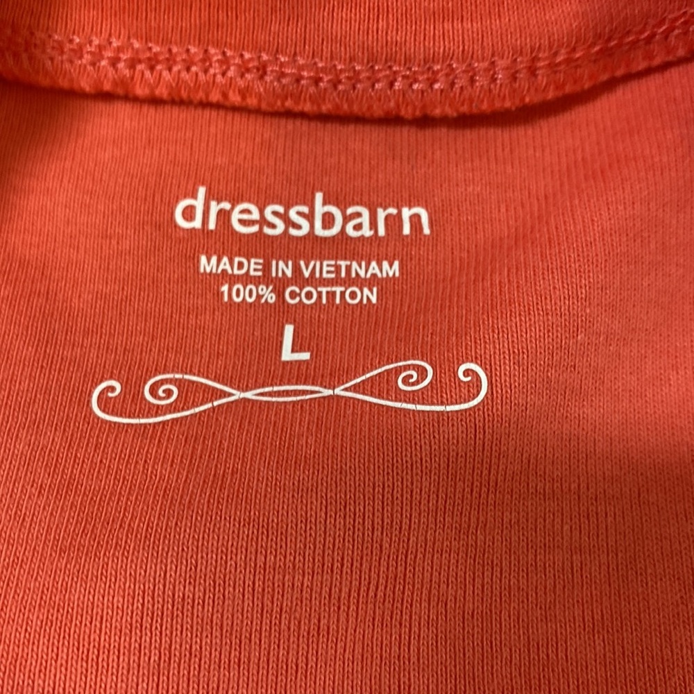 Dress barn light coral T-shirt with stud trimmed scoop neck. - Picture 5 of 7